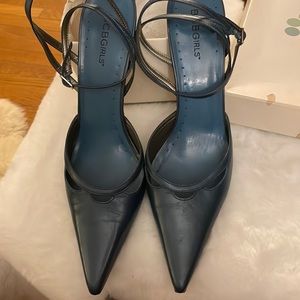 BCBG heels